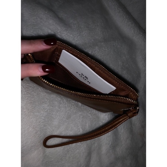 Coach handbag - Picture 3 of 3